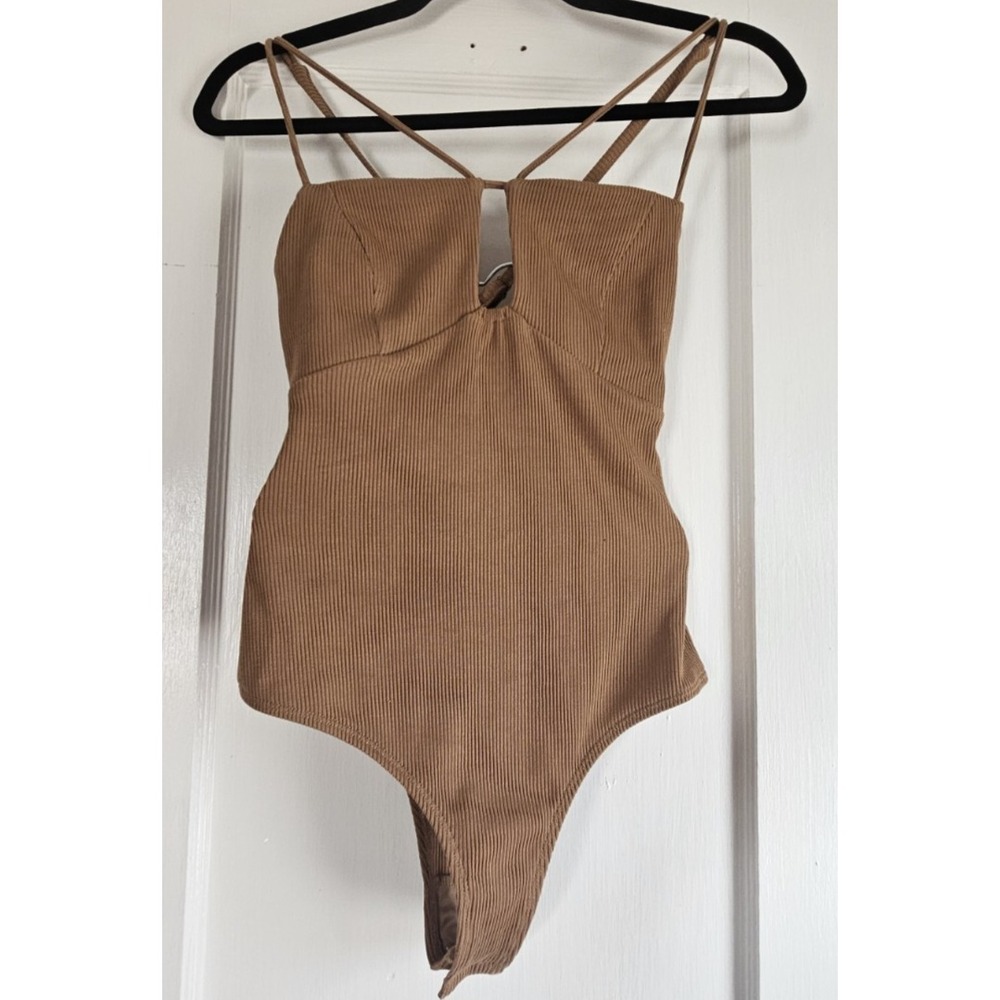 NWT LULUS Bodysuit ribbed keyhole cutout neck multi-strap back womans S